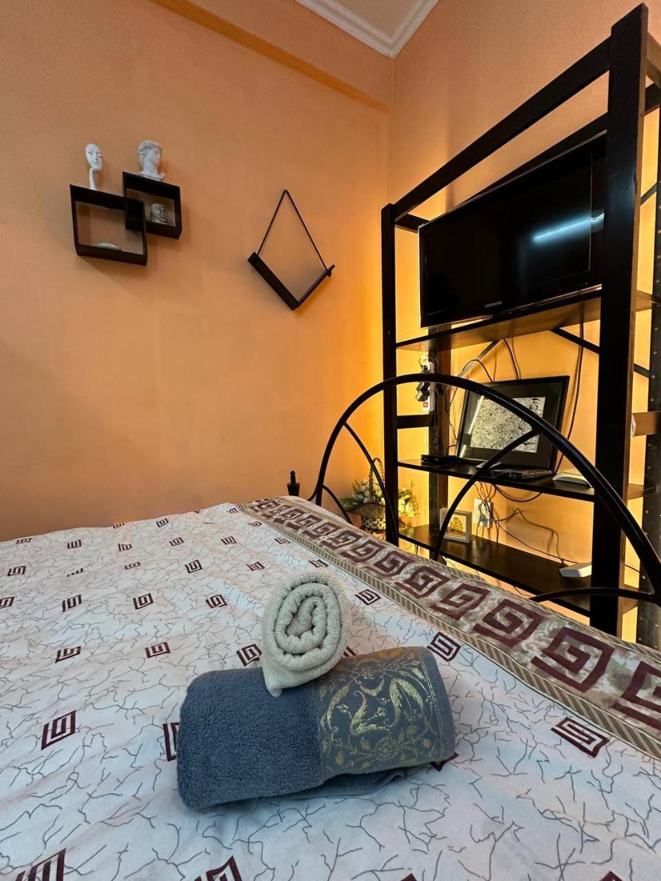 1-Room Apart. 21 On Usenbaeva 52 Near Eurasia Shopping Center Bishkek Bagian luar foto